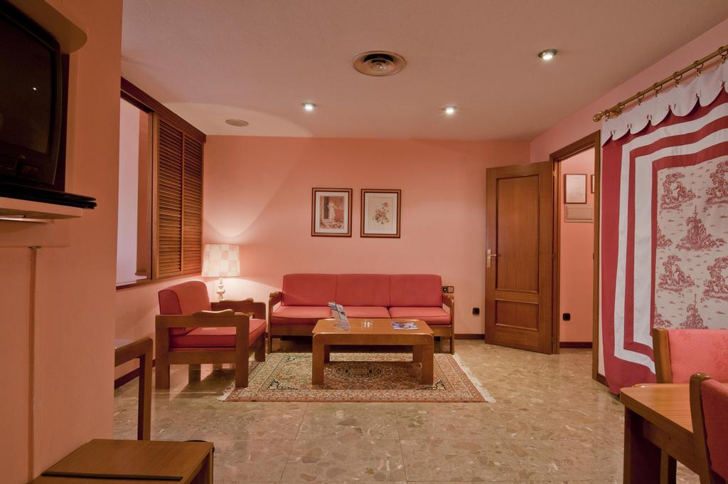 Hotel Foxa 25 Madrid Exterior foto